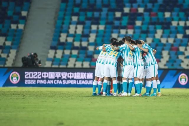 亚洲人妖女同在线播放